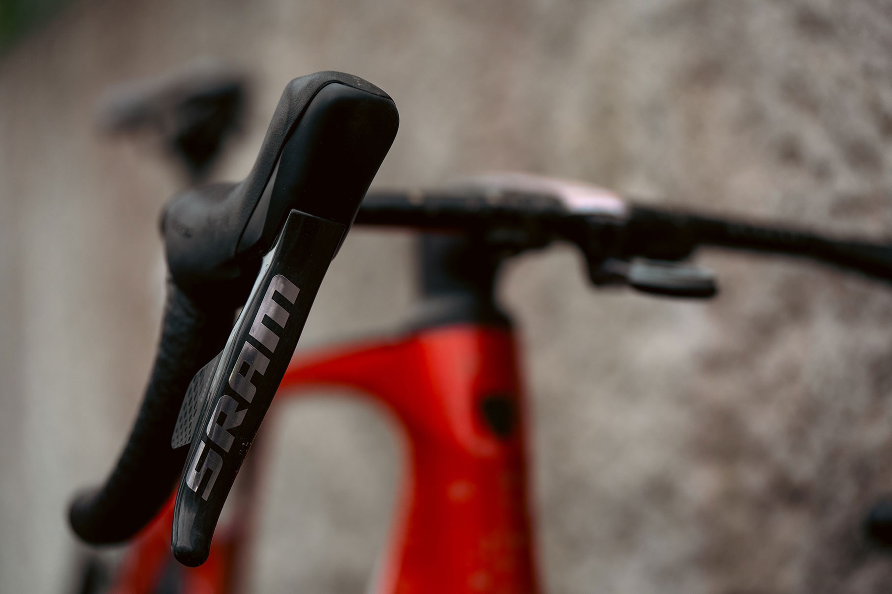 The SRAM RED eTap AXS shifters on Mads Pedersen' s Roubaix race bike