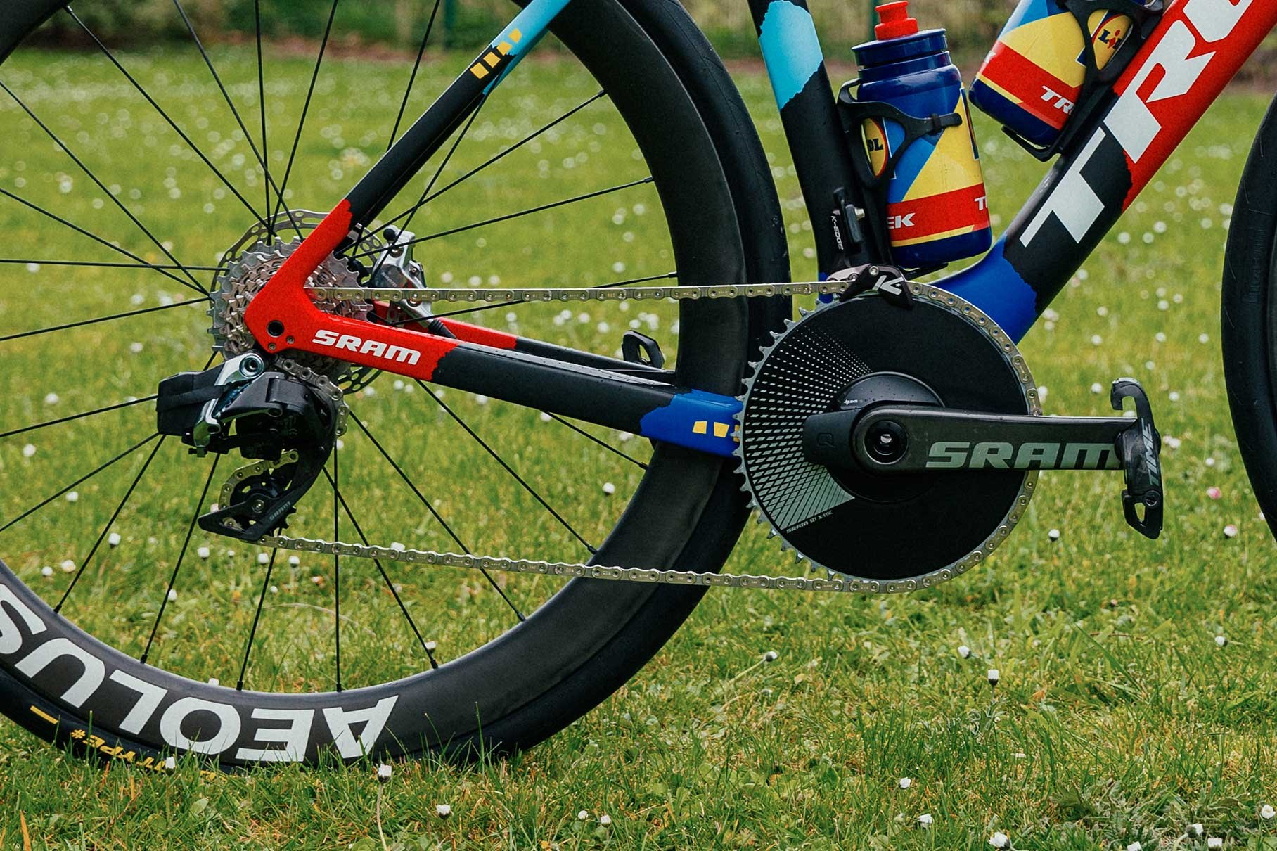 Elisa Balsamo's Trek Domane with RED eTap AXS for Roubaix